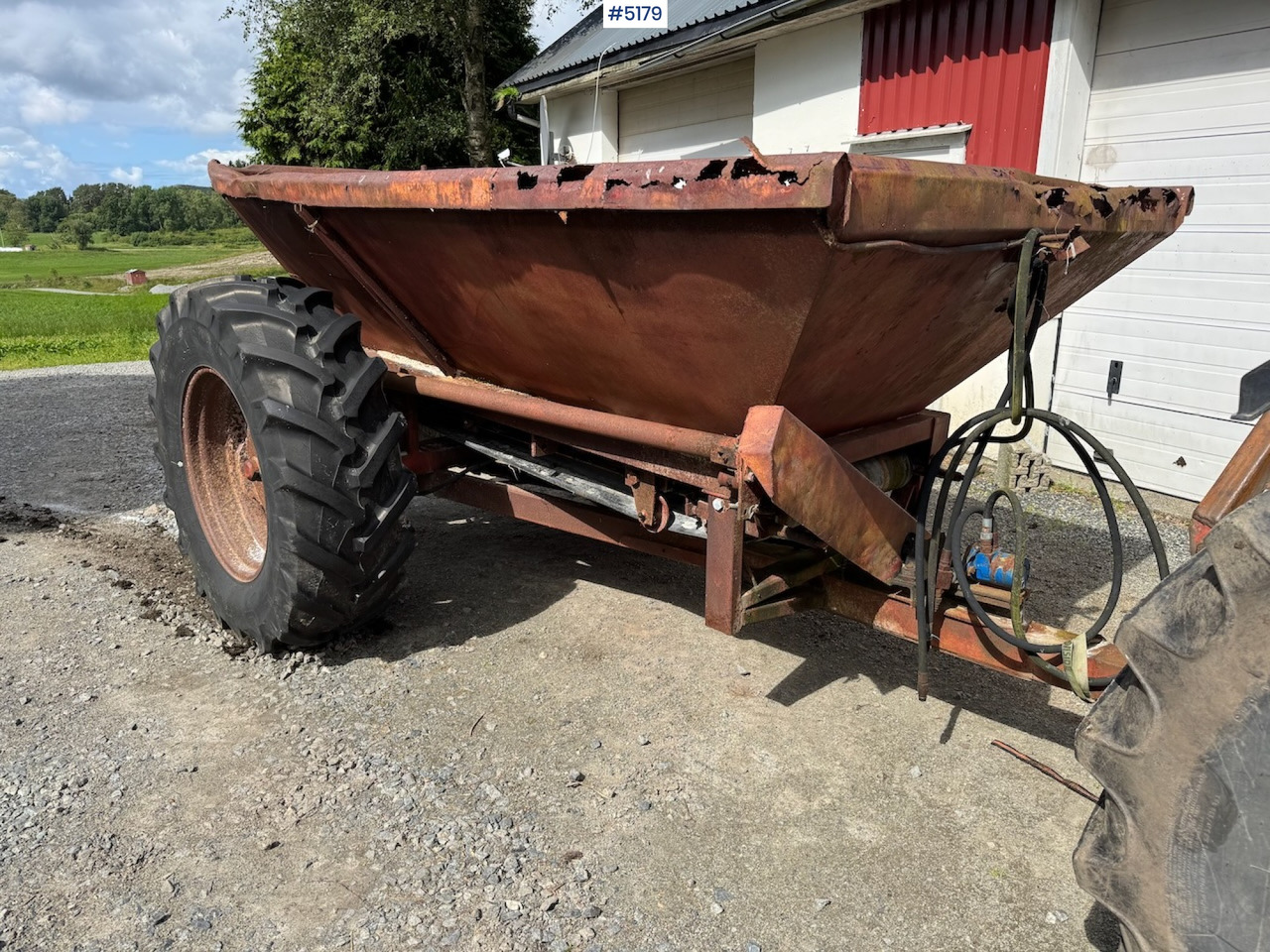 Bredal Lime wagon - Lannoitteenlevitin: kuva Bredal Lime wagon - Lannoitteenlevitin Bredal Lime wagon - Lannoitteenlevitin: kuva Bredal Lime wagon - Lannoitteenlevitin