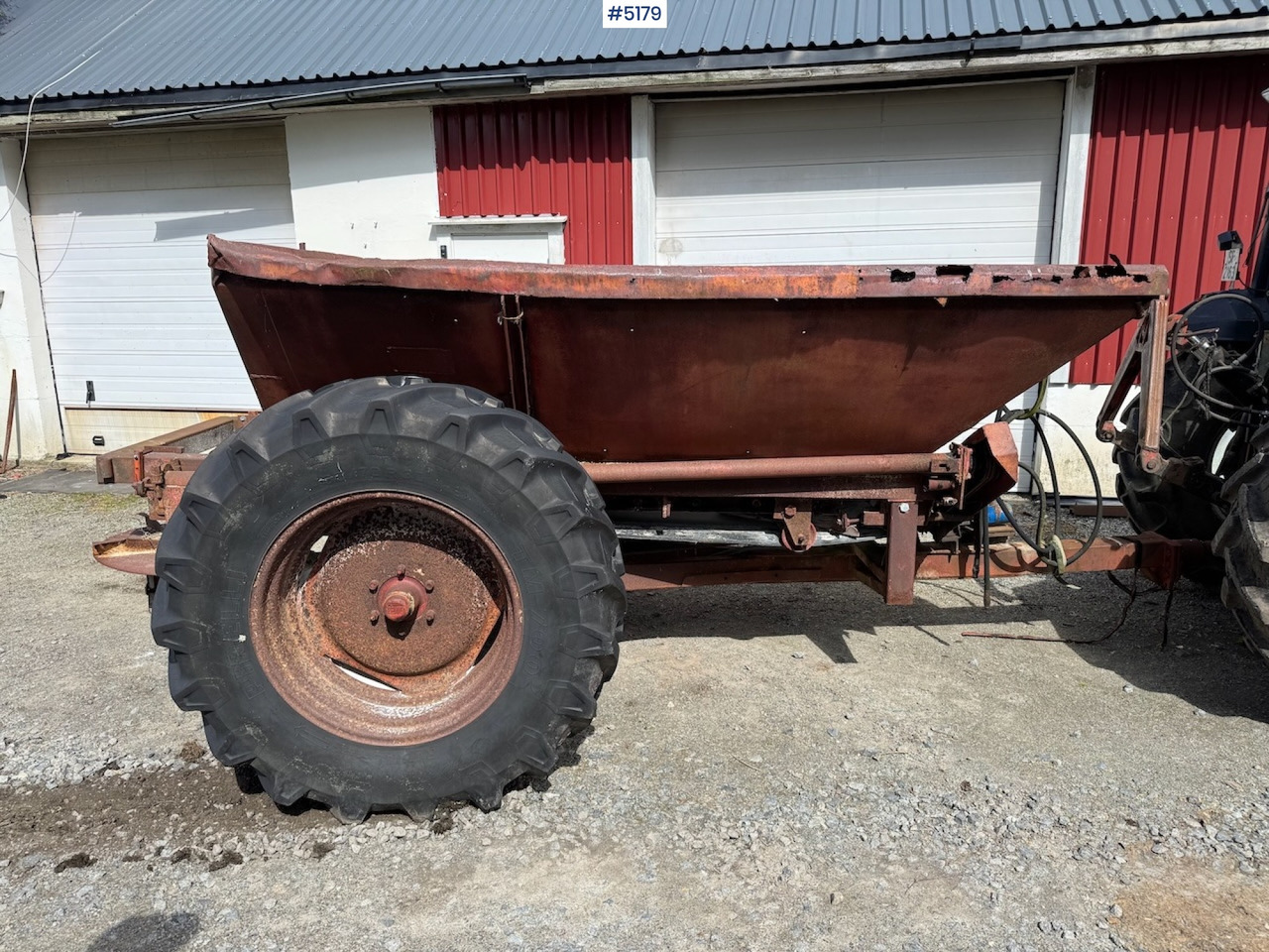 Bredal Lime wagon - Lannoitteenlevitin: kuva Bredal Lime wagon - Lannoitteenlevitin Bredal Lime wagon - Lannoitteenlevitin: kuva Bredal Lime wagon - Lannoitteenlevitin