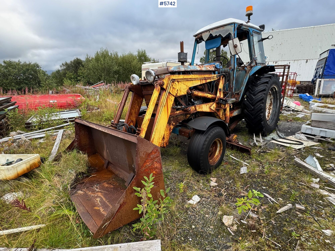 Circa 1987 Ford 7700 with Malm Orstad loader! - Traktori: kuva Circa 1987 Ford 7700 with Malm Orstad loader! - Traktori Circa 1987 Ford 7700 with Malm Orstad loader! - Traktori: kuva Circa 1987 Ford 7700 with Malm Orstad loader! - Traktori