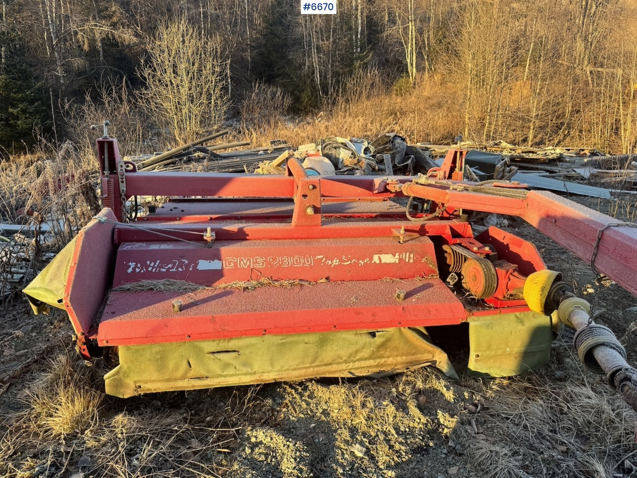Circa 2003 JF CMS2800 mower. - Niittokone: kuva Circa 2003 JF CMS2800 mower. - Niittokone Circa 2003 JF CMS2800 mower. - Niittokone: kuva Circa 2003 JF CMS2800 mower. - Niittokone