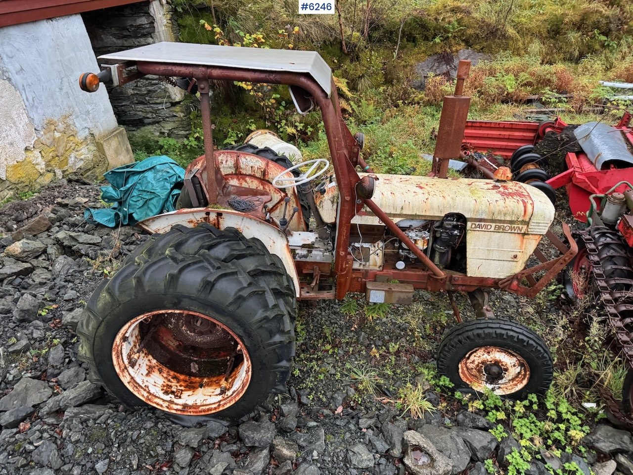 David Brown 885 rep.objekt. - Traktori: kuva David Brown 885 rep.objekt. - Traktori David Brown 885 rep.objekt. - Traktori: kuva David Brown 885 rep.objekt. - Traktori