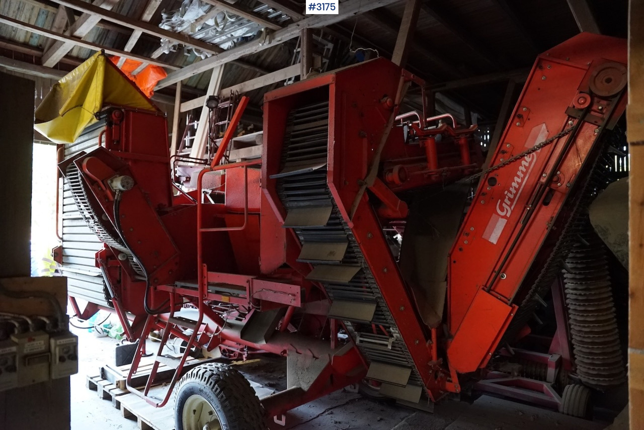 Grimme LK650 Potato harvester - Maanmuokkauskone: kuva Grimme LK650 Potato harvester - Maanmuokkauskone Grimme LK650 Potato harvester - Maanmuokkauskone: kuva Grimme LK650 Potato harvester - Maanmuokkauskone
