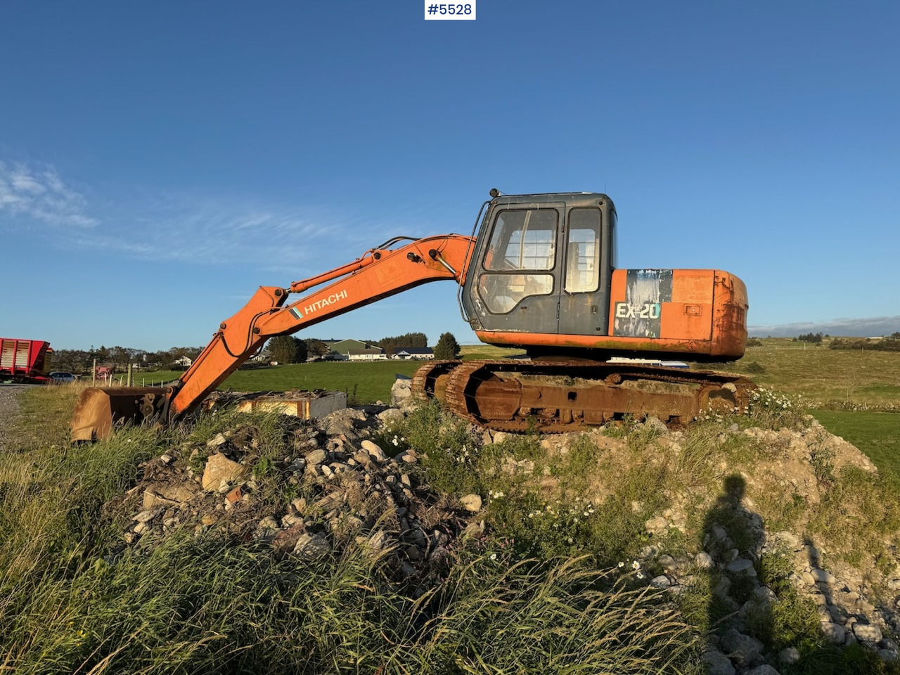 Hitachi EX 120-2. - Kaivuri: kuva Hitachi EX 120-2. - Kaivuri Hitachi EX 120-2. - Kaivuri: kuva Hitachi EX 120-2. - Kaivuri