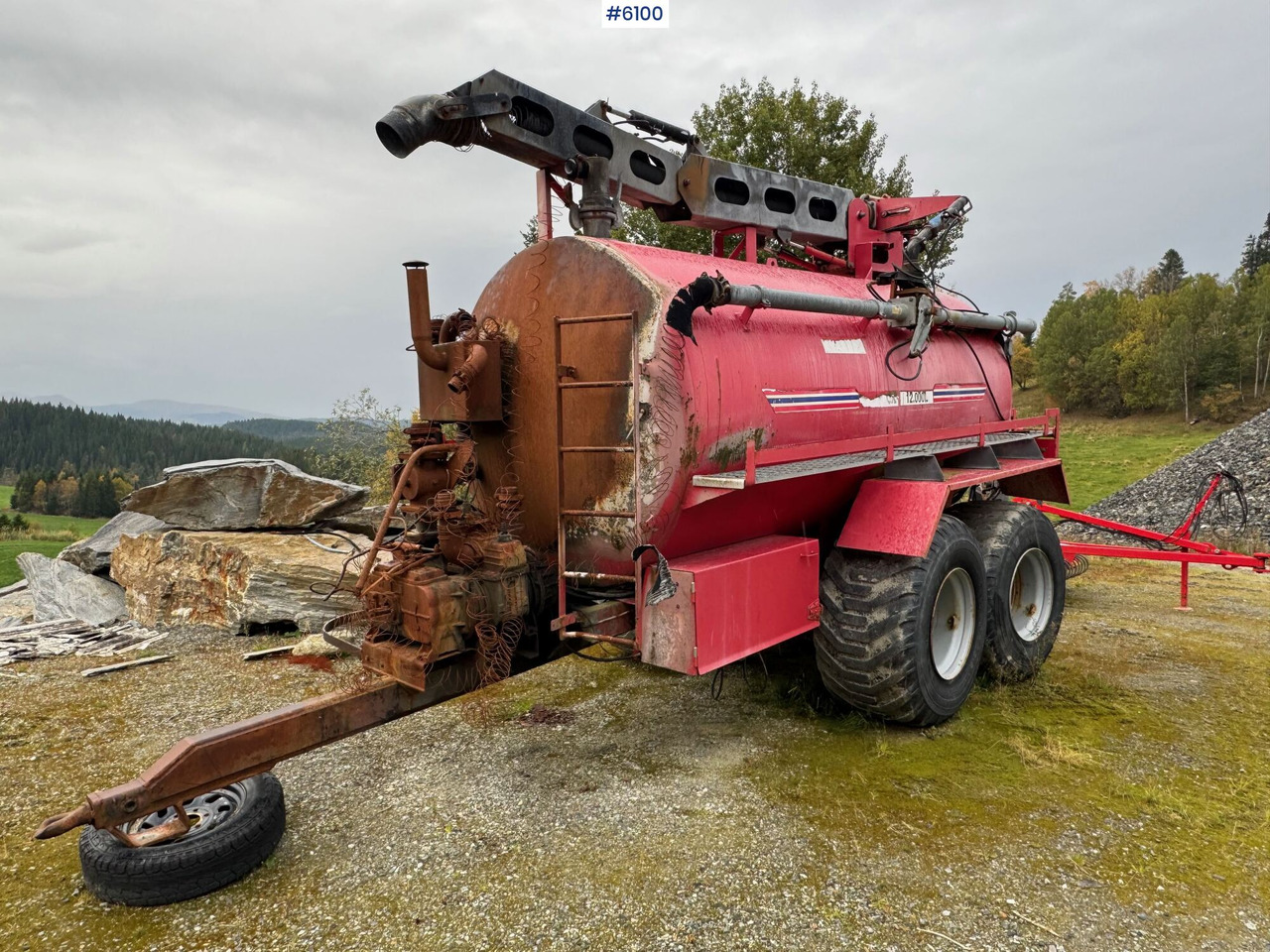Høgborg 12,000L fertilizer trailer - Lietevaunu: kuva Høgborg 12,000L fertilizer trailer - Lietevaunu Høgborg 12,000L fertilizer trailer - Lietevaunu: kuva Høgborg 12,000L fertilizer trailer - Lietevaunu
