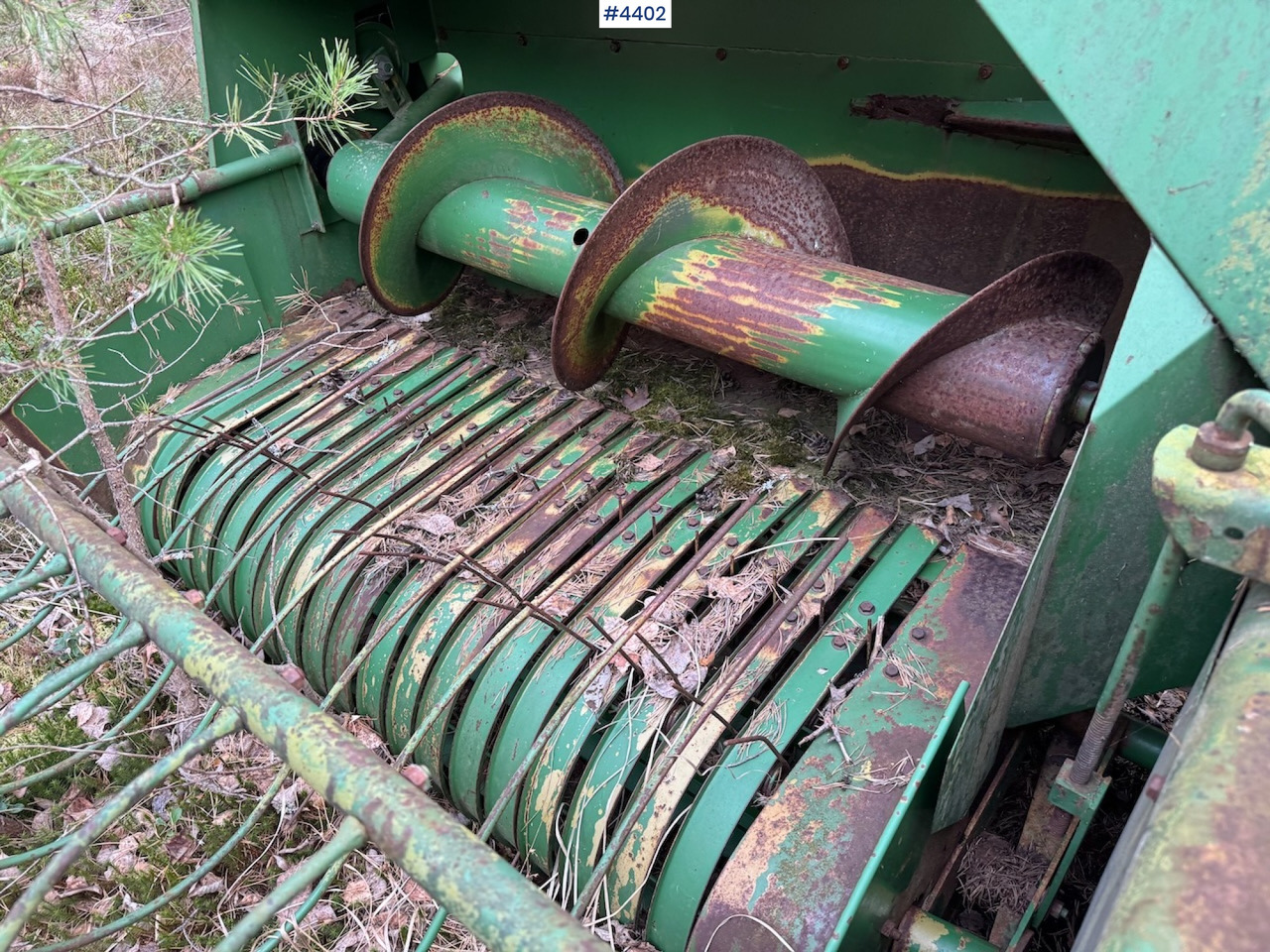 Heinäkone John Deere 332 Square Baler: kuva Heinäkone John Deere 332 Square Baler