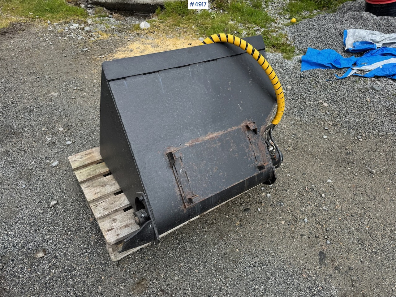 Kraftfor skuffe til Avant. - Karjatalouskone: kuva Kraftfor skuffe til Avant. - Karjatalouskone Kraftfor skuffe til Avant. - Karjatalouskone: kuva Kraftfor skuffe til Avant. - Karjatalouskone
