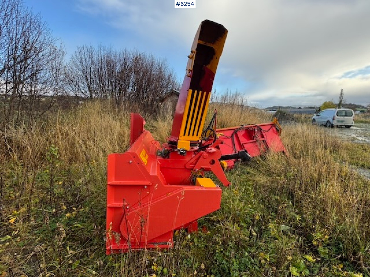 2020 Duun TFP 250 two-stage snow blower - Kunnallis-/ Erikoisajoneuvot: kuva 2020 Duun TFP 250 two-stage snow blower - Kunnallis-/ Erikoisajoneuvot 2020 Duun TFP 250 two-stage snow blower - Kunnallis-/ Erikoisajoneuvot: kuva 2020 Duun TFP 250 two-stage snow blower - Kunnallis-/ Erikoisajoneuvot