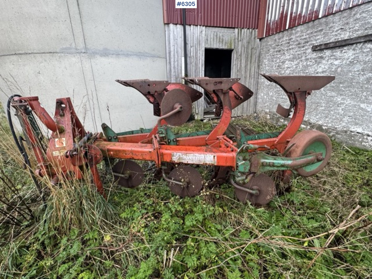 Kverneland 3-furrow reversible plough - Maanmuokkauskone: kuva Kverneland 3-furrow reversible plough - Maanmuokkauskone Kverneland 3-furrow reversible plough - Maanmuokkauskone: kuva Kverneland 3-furrow reversible plough - Maanmuokkauskone