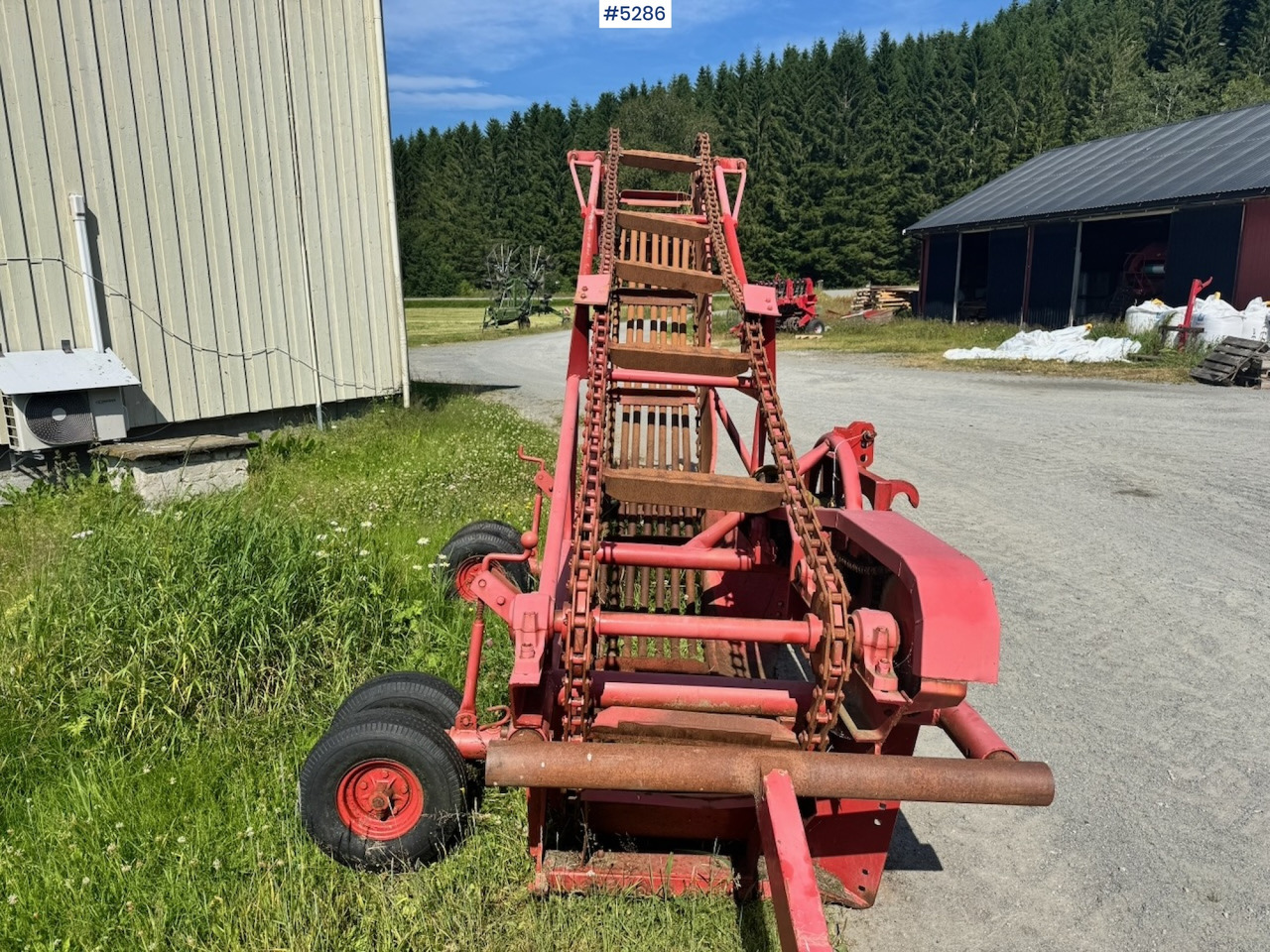 Kverneland Stone Picker - Maanmuokkauskone: kuva Kverneland Stone Picker - Maanmuokkauskone Kverneland Stone Picker - Maanmuokkauskone: kuva Kverneland Stone Picker - Maanmuokkauskone