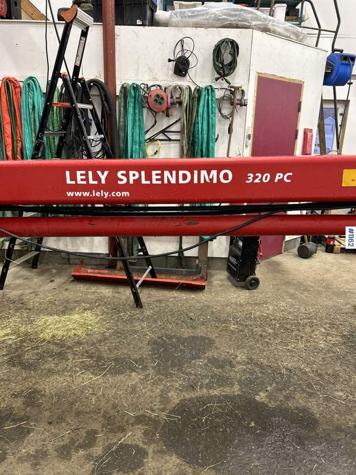 Lely 320 PC Mower - Heinäkone: kuva Lely 320 PC Mower - Heinäkone Lely 320 PC Mower - Heinäkone: kuva Lely 320 PC Mower - Heinäkone