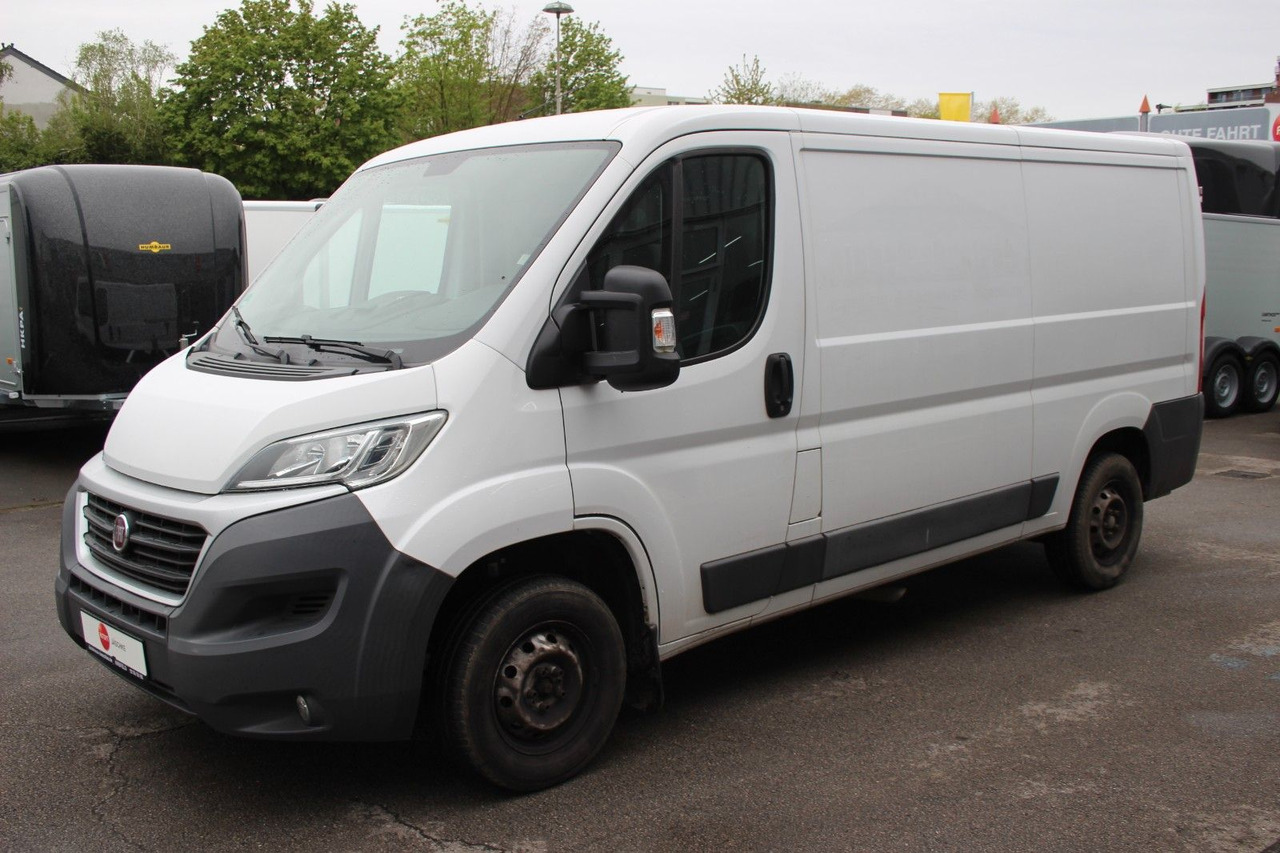 Fiat Ducato Kasten 30 130 L2H1 Klima AHK Kamera Navi - Pikkubussi: kuva Fiat Ducato Kasten 30 130 L2H1 Klima AHK Kamera Navi - Pikkubussi Fiat Ducato Kasten 30 130 L2H1 Klima AHK Kamera Navi - Pikkubussi: kuva Fiat Ducato Kasten 30 130 L2H1 Klima AHK Kamera Navi - Pikkubussi