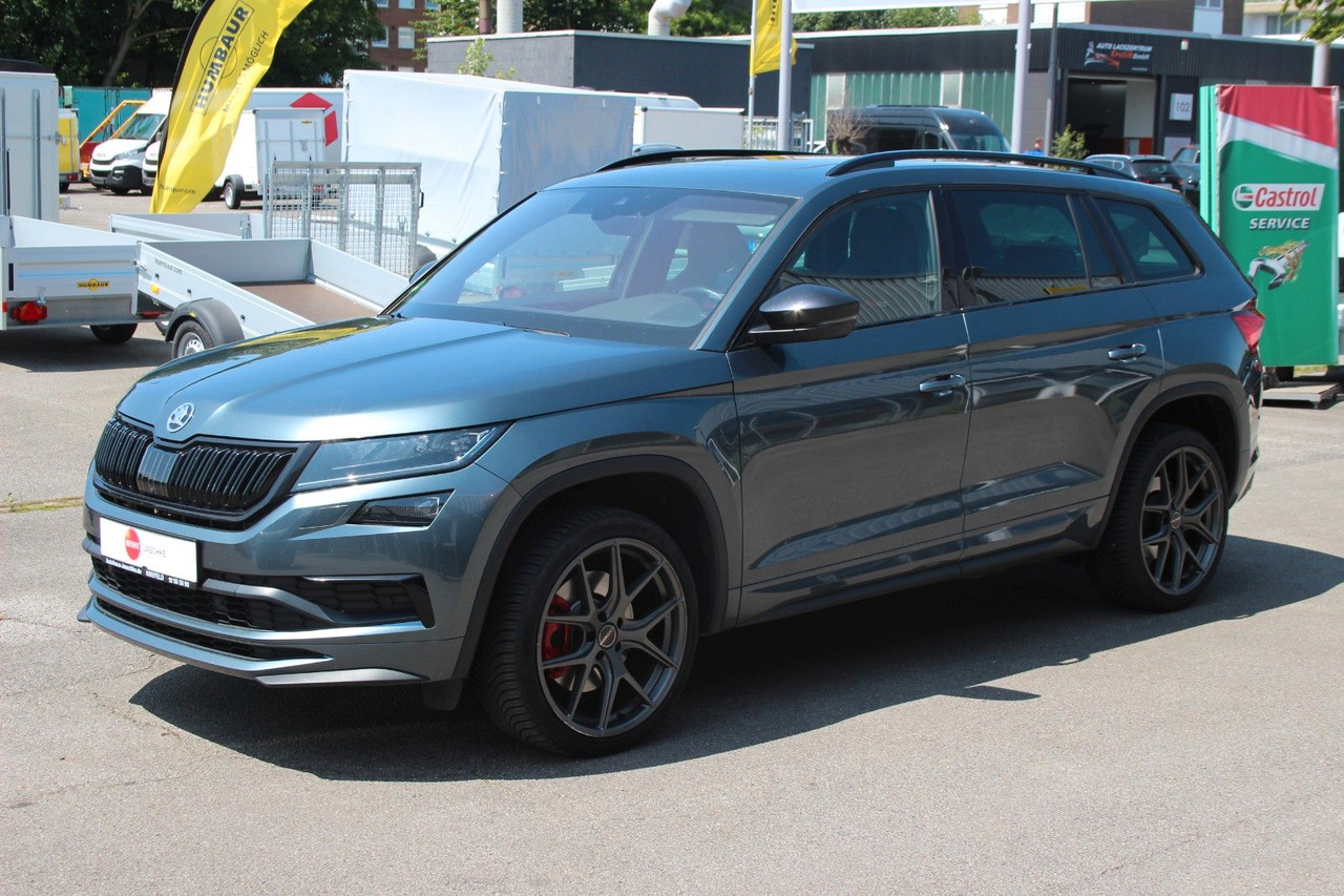 Skoda Kodiaq RS 4x4 ACC Std-Hzg Pano Alcant LED Canton - Maasturi/ Katumaasturi: kuva Skoda Kodiaq RS 4x4 ACC Std-Hzg Pano Alcant LED Canton - Maasturi/ Katumaasturi Skoda Kodiaq RS 4x4 ACC Std-Hzg Pano Alcant LED Canton - Maasturi/ Katumaasturi: kuva Skoda Kodiaq RS 4x4 ACC Std-Hzg Pano Alcant LED Canton - Maasturi/ Katumaasturi
