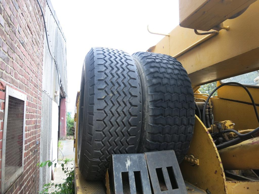 Ajoneuvonosturi O+K TH 30: kuva Ajoneuvonosturi O+K TH 30 Ajoneuvonosturi O+K TH 30: kuva Ajoneuvonosturi O+K TH 30