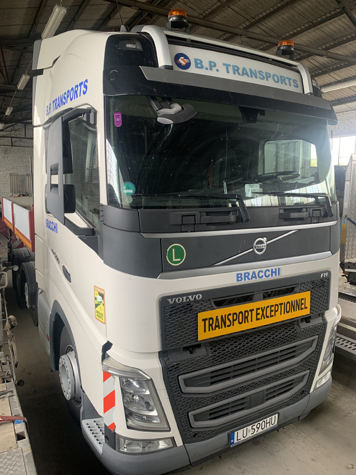 VOLVO VOLVO FH 6x2 500 Euro VI, salon Polska, ASO - Vetopöytäauto: kuva VOLVO VOLVO FH 6x2 500 Euro VI, salon Polska, ASO - Vetopöytäauto VOLVO VOLVO FH 6x2 500 Euro VI, salon Polska, ASO - Vetopöytäauto: kuva VOLVO VOLVO FH 6x2 500 Euro VI, salon Polska, ASO - Vetopöytäauto