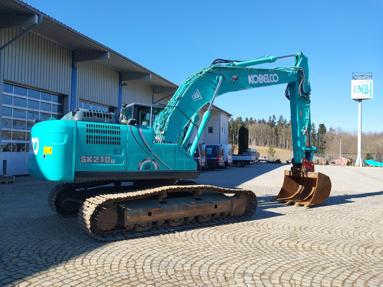 Kobelco SK210LC-10 - Telakaivukone: kuva Kobelco SK210LC-10 - Telakaivukone Kobelco SK210LC-10 - Telakaivukone: kuva Kobelco SK210LC-10 - Telakaivukone