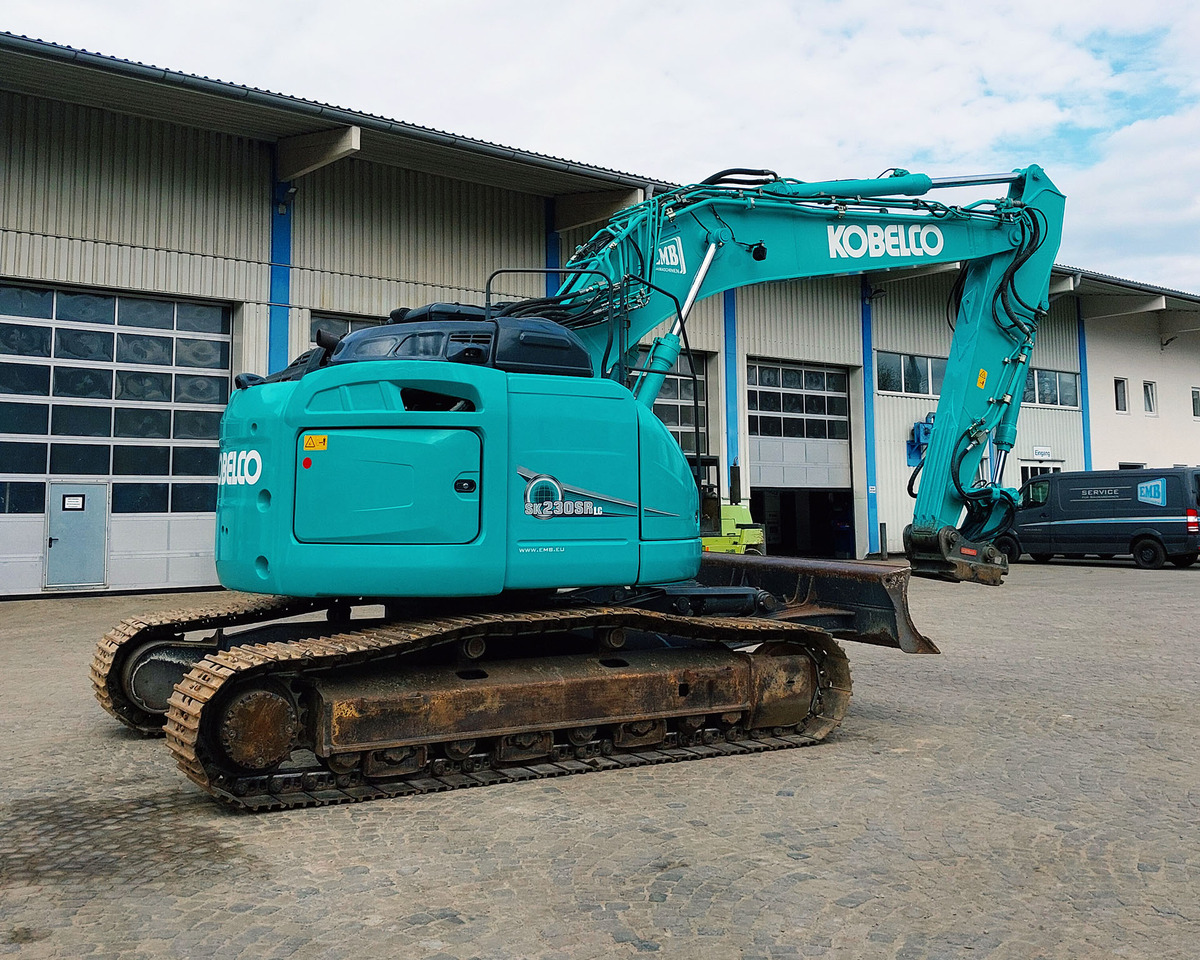 Kobelco SK230SRLC-5 - Telakaivukone: kuva Kobelco SK230SRLC-5 - Telakaivukone Kobelco SK230SRLC-5 - Telakaivukone: kuva Kobelco SK230SRLC-5 - Telakaivukone