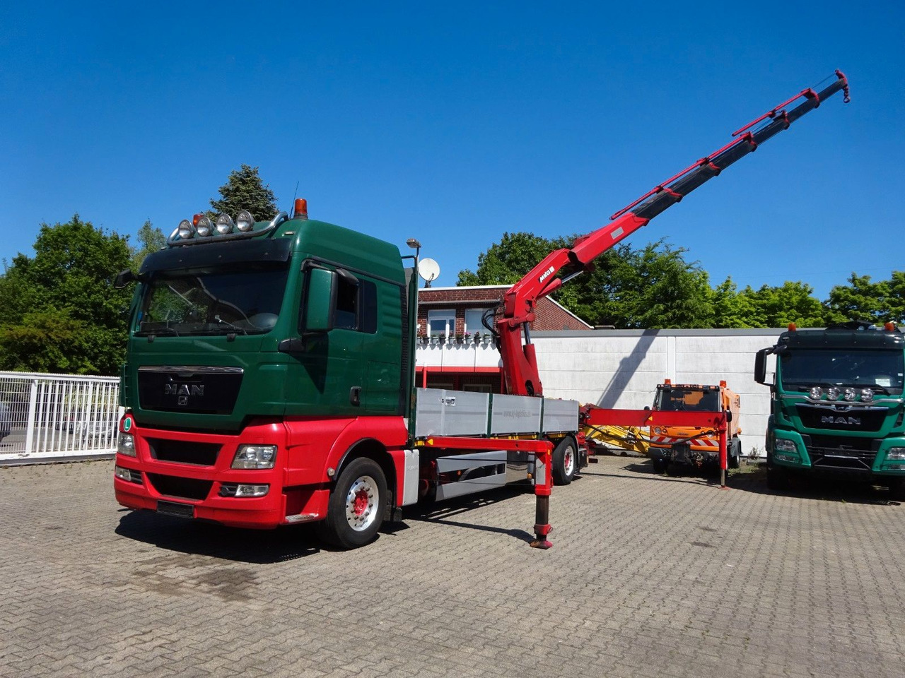 MAN 26.480 TGX + MKG HLK531 Kran +Lift-Lenkachse - Nosturiauto: kuva MAN 26.480 TGX + MKG HLK531 Kran +Lift-Lenkachse - Nosturiauto MAN 26.480 TGX + MKG HLK531 Kran +Lift-Lenkachse - Nosturiauto: kuva MAN 26.480 TGX + MKG HLK531 Kran +Lift-Lenkachse - Nosturiauto