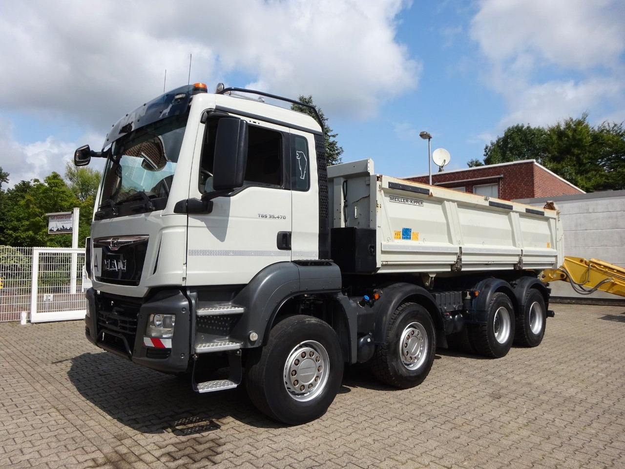 MAN 35.470 TGS MEILLER 3Skipper + Bordmatik 8x4 - Kippiauto kuorma-auto: kuva MAN 35.470 TGS MEILLER 3Skipper + Bordmatik 8x4 - Kippiauto kuorma-auto MAN 35.470 TGS MEILLER 3Skipper + Bordmatik 8x4 - Kippiauto kuorma-auto: kuva MAN 35.470 TGS MEILLER 3Skipper + Bordmatik 8x4 - Kippiauto kuorma-auto