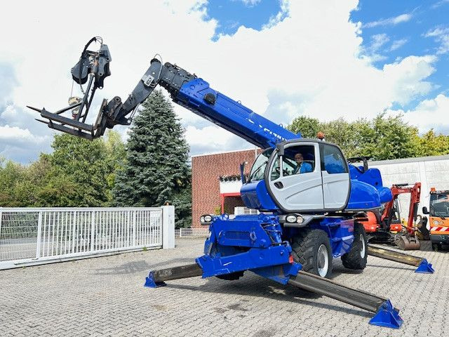Manitou Teleskoplader MRT 2150 PRIVILEGE + Seilwinde - Kurottaja: kuva Manitou Teleskoplader MRT 2150 PRIVILEGE + Seilwinde - Kurottaja Manitou Teleskoplader MRT 2150 PRIVILEGE + Seilwinde - Kurottaja: kuva Manitou Teleskoplader MRT 2150 PRIVILEGE + Seilwinde - Kurottaja