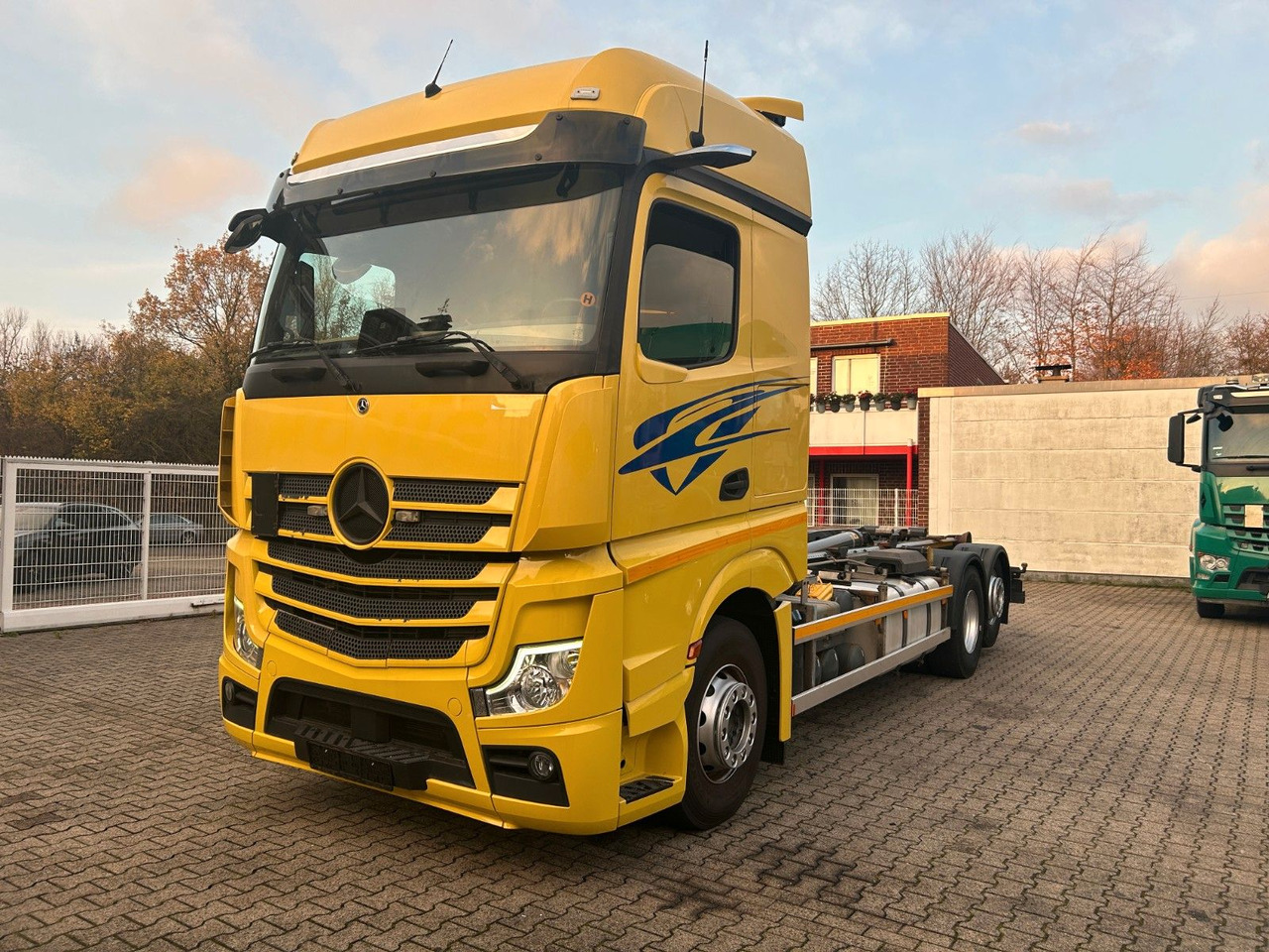 Mercedes-Benz 2545 Actros MEILLER Abroller 6x2 - Koukkulava kuorma-auto: kuva Mercedes-Benz 2545 Actros MEILLER Abroller 6x2 - Koukkulava kuorma-auto Mercedes-Benz 2545 Actros MEILLER Abroller 6x2 - Koukkulava kuorma-auto: kuva Mercedes-Benz 2545 Actros MEILLER Abroller 6x2 - Koukkulava kuorma-auto