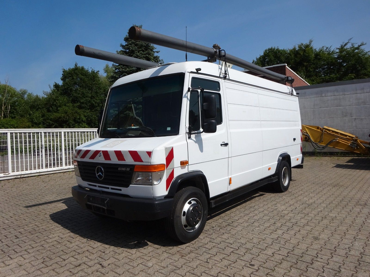 Mercedes-Benz 616D Vario Kastenwagen 4x2 - Pakettiauto: kuva Mercedes-Benz 616D Vario Kastenwagen 4x2 - Pakettiauto Mercedes-Benz 616D Vario Kastenwagen 4x2 - Pakettiauto: kuva Mercedes-Benz 616D Vario Kastenwagen 4x2 - Pakettiauto