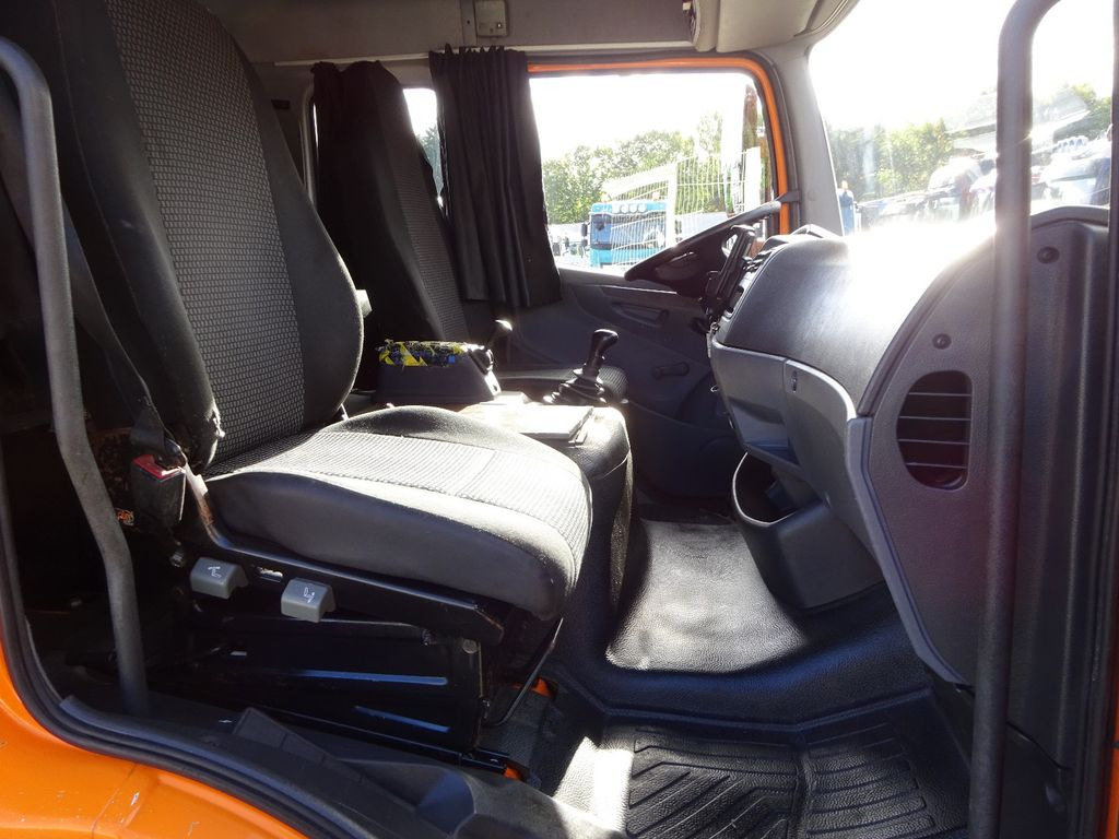 Lava-kuorma-auto Mercedes-Benz 822 Atego Pritsche Doppelkabine 4x2: kuva Lava-kuorma-auto Mercedes-Benz 822 Atego Pritsche Doppelkabine 4x2 Lava-kuorma-auto Mercedes-Benz 822 Atego Pritsche Doppelkabine 4x2: kuva Lava-kuorma-auto Mercedes-Benz 822 Atego Pritsche Doppelkabine 4x2