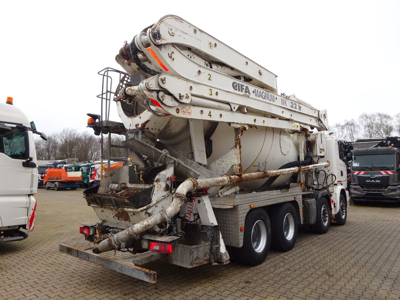 Scania PUMI CIFA 32 Meter 4 Knick. Scania PUMI CIFA 32 Meter 4 Knick * Betonpumpe - Betonipumppuauto: kuva Scania PUMI CIFA 32 Meter 4 Knick. Scania PUMI CIFA 32 Meter 4 Knick * Betonpumpe - Betonipumppuauto Scania PUMI CIFA 32 Meter 4 Knick. Scania PUMI CIFA 32 Meter 4 Knick * Betonpumpe - Betonipumppuauto: kuva Scania PUMI CIFA 32 Meter 4 Knick. Scania PUMI CIFA 32 Meter 4 Knick * Betonpumpe - Betonipumppuauto