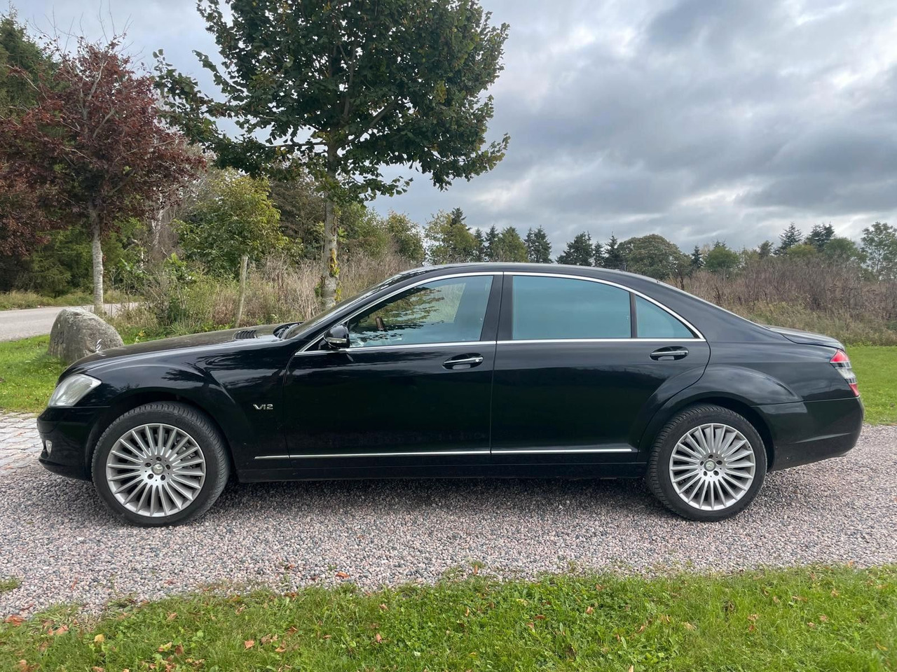 Mercedes-Benz S 600 S-Klasse Limousine - Farmari: kuva Mercedes-Benz S 600 S-Klasse Limousine - Farmari Mercedes-Benz S 600 S-Klasse Limousine - Farmari: kuva Mercedes-Benz S 600 S-Klasse Limousine - Farmari