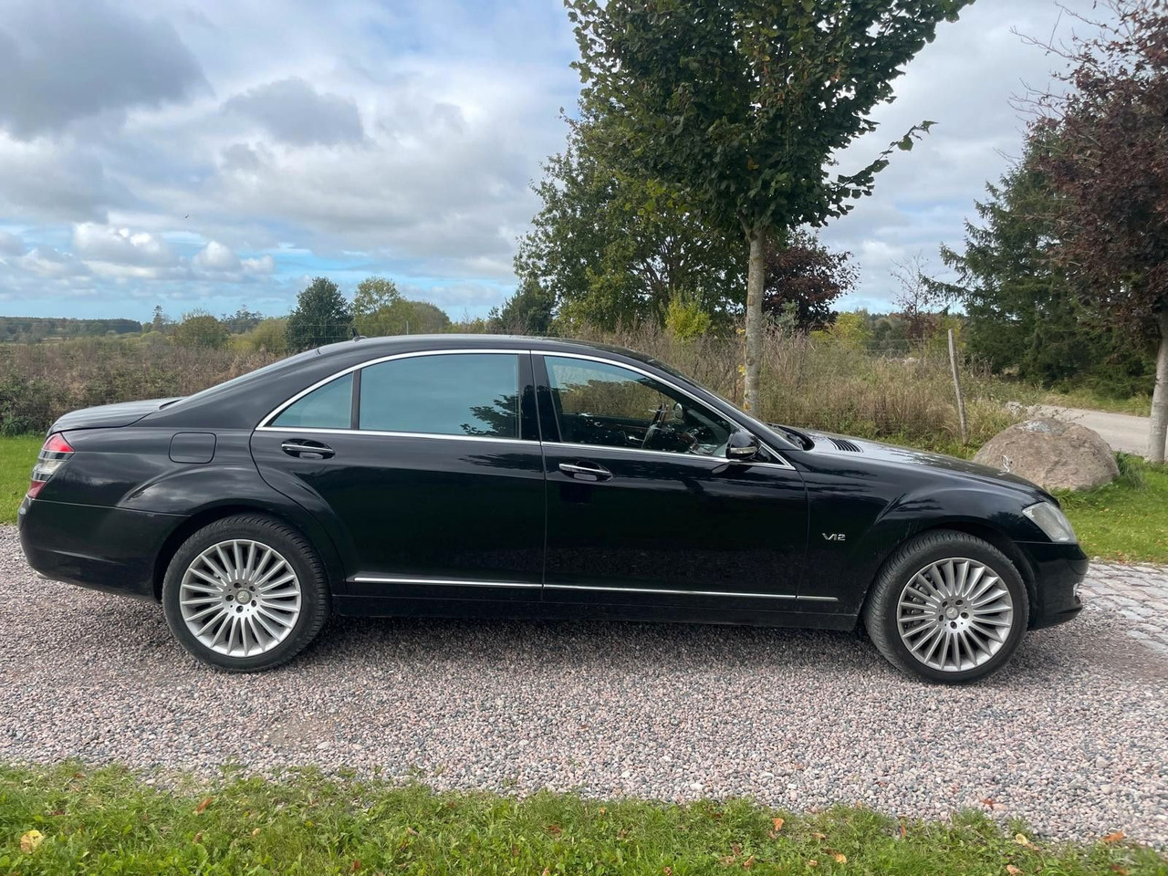 Mercedes-Benz S 600 S-Klasse Limousine - Farmari: kuva Mercedes-Benz S 600 S-Klasse Limousine - Farmari Mercedes-Benz S 600 S-Klasse Limousine - Farmari: kuva Mercedes-Benz S 600 S-Klasse Limousine - Farmari