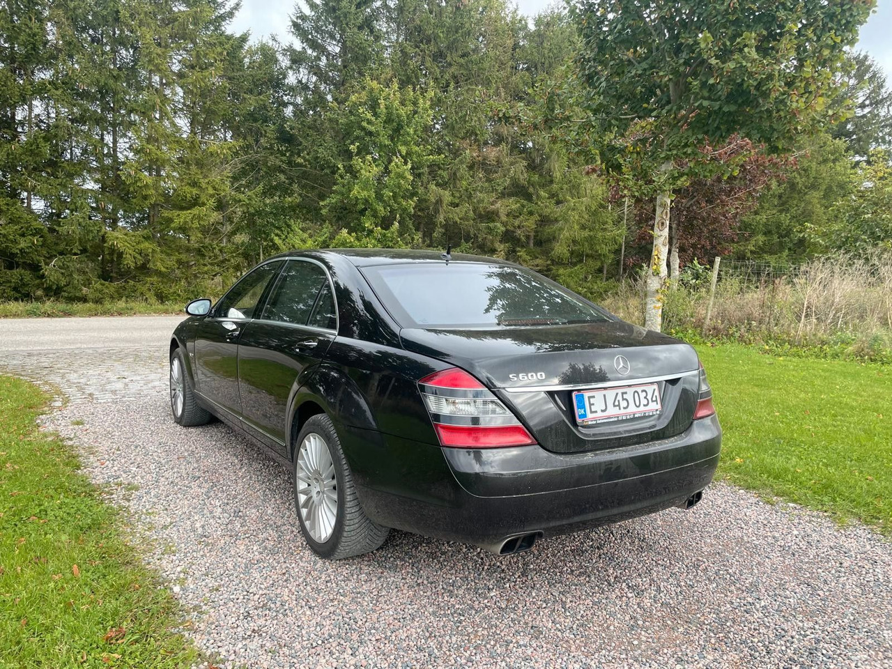 Mercedes-Benz S 600 S-Klasse Limousine - Farmari: kuva Mercedes-Benz S 600 S-Klasse Limousine - Farmari Mercedes-Benz S 600 S-Klasse Limousine - Farmari: kuva Mercedes-Benz S 600 S-Klasse Limousine - Farmari