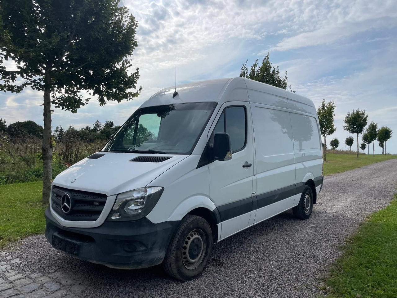 Mercedes-Benz Sprinter II Kasten 216 CDI Lang +Hoch - Pieni pakettiauto: kuva Mercedes-Benz Sprinter II Kasten 216 CDI Lang +Hoch - Pieni pakettiauto Mercedes-Benz Sprinter II Kasten 216 CDI Lang +Hoch - Pieni pakettiauto: kuva Mercedes-Benz Sprinter II Kasten 216 CDI Lang +Hoch - Pieni pakettiauto