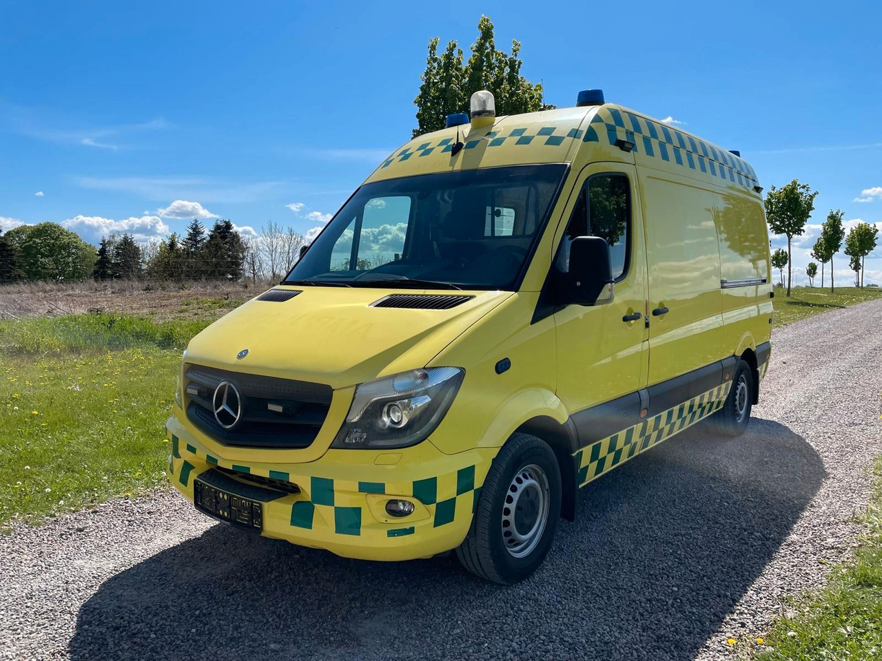 Mercedes-Benz Sprinter II Kasten 316 CDI Aut Ambulance* - Ambulanssi: kuva Mercedes-Benz Sprinter II Kasten 316 CDI Aut Ambulance* - Ambulanssi Mercedes-Benz Sprinter II Kasten 316 CDI Aut Ambulance* - Ambulanssi: kuva Mercedes-Benz Sprinter II Kasten 316 CDI Aut Ambulance* - Ambulanssi