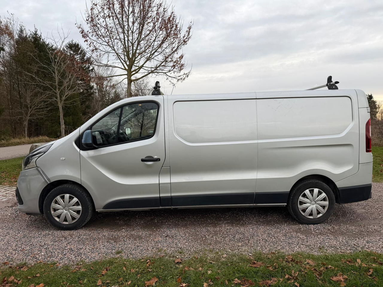 Nissan NV300 Kastenwagen L2H2 2,9t COMFORT - Pieni pakettiauto: kuva Nissan NV300 Kastenwagen L2H2 2,9t COMFORT - Pieni pakettiauto Nissan NV300 Kastenwagen L2H2 2,9t COMFORT - Pieni pakettiauto: kuva Nissan NV300 Kastenwagen L2H2 2,9t COMFORT - Pieni pakettiauto