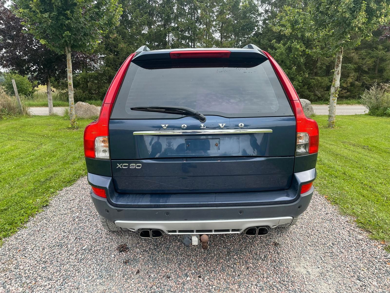 Volvo XC 90 XC90 D5 R-Design Geartronic - Maasturi/ Katumaasturi: kuva  Volvo XC 90 XC90 D5 R-Design Geartronic - Maasturi/ Katumaasturi Volvo XC 90 XC90 D5 R-Design Geartronic - Maasturi/ Katumaasturi: kuva  Volvo XC 90 XC90 D5 R-Design Geartronic - Maasturi/ Katumaasturi