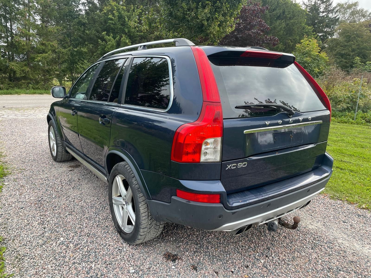 Volvo XC 90 XC90 D5 R-Design Geartronic - Maasturi/ Katumaasturi: kuva  Volvo XC 90 XC90 D5 R-Design Geartronic - Maasturi/ Katumaasturi Volvo XC 90 XC90 D5 R-Design Geartronic - Maasturi/ Katumaasturi: kuva  Volvo XC 90 XC90 D5 R-Design Geartronic - Maasturi/ Katumaasturi