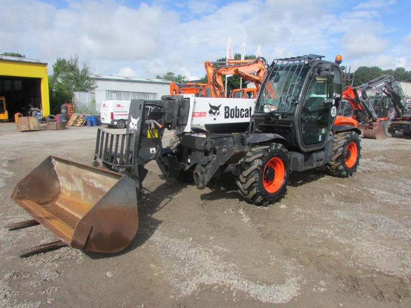 Bobcat T35.130 SB Teleskoplader 47.500 EUR - Kurottaja: kuva Bobcat T35.130 SB Teleskoplader 47.500 EUR - Kurottaja Bobcat T35.130 SB Teleskoplader 47.500 EUR - Kurottaja: kuva Bobcat T35.130 SB Teleskoplader 47.500 EUR - Kurottaja