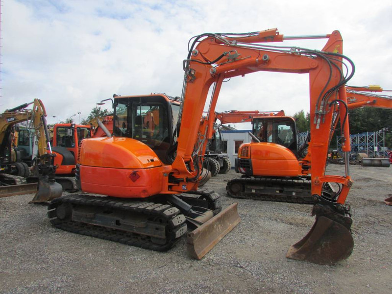 Komatsu PC 80 MR-3 /31.000 EUR - Minikuormaaja: kuva Komatsu PC 80 MR-3 /31.000 EUR - Minikuormaaja Komatsu PC 80 MR-3 /31.000 EUR - Minikuormaaja: kuva Komatsu PC 80 MR-3 /31.000 EUR - Minikuormaaja