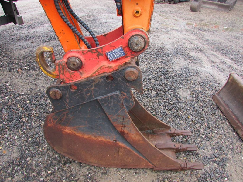 Komatsu PC 80 MR-3 Kettenbagger 30.000 EUR / AC - Minikuormaaja: kuva Komatsu PC 80 MR-3 Kettenbagger 30.000 EUR / AC - Minikuormaaja Komatsu PC 80 MR-3 Kettenbagger 30.000 EUR / AC - Minikuormaaja: kuva Komatsu PC 80 MR-3 Kettenbagger 30.000 EUR / AC - Minikuormaaja