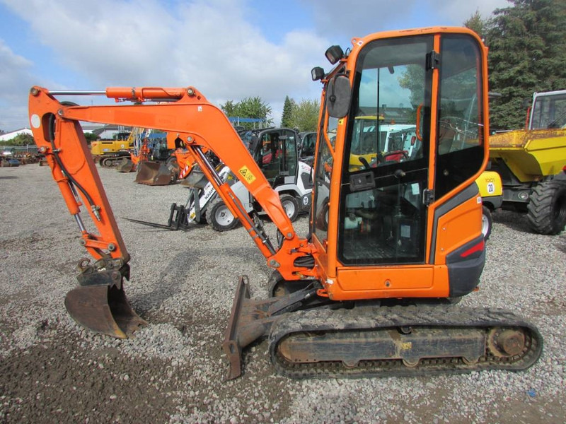 Kubota U 27-4 Minibagger 20.000 EUR - Minikuormaaja: kuva Kubota U 27-4 Minibagger 20.000 EUR - Minikuormaaja Kubota U 27-4 Minibagger 20.000 EUR - Minikuormaaja: kuva Kubota U 27-4 Minibagger 20.000 EUR - Minikuormaaja