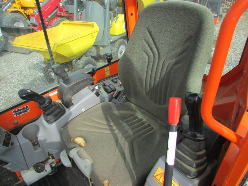 Kubota U 27-4 Minibagger 21.000 EUR - Minikuormaaja: kuva Kubota U 27-4 Minibagger 21.000 EUR - Minikuormaaja Kubota U 27-4 Minibagger 21.000 EUR - Minikuormaaja: kuva Kubota U 27-4 Minibagger 21.000 EUR - Minikuormaaja
