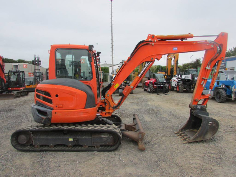 Kubota U 55-4 Minibagger 24.500 EUR - Minikuormaaja: kuva Kubota U 55-4 Minibagger 24.500 EUR - Minikuormaaja Kubota U 55-4 Minibagger 24.500 EUR - Minikuormaaja: kuva Kubota U 55-4 Minibagger 24.500 EUR - Minikuormaaja