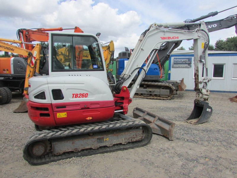 Takeuchi TB 260 Minibagger / AC / 43.500 EUR - Minikuormaaja: kuva Takeuchi TB 260 Minibagger / AC / 43.500 EUR - Minikuormaaja Takeuchi TB 260 Minibagger / AC / 43.500 EUR - Minikuormaaja: kuva Takeuchi TB 260 Minibagger / AC / 43.500 EUR - Minikuormaaja