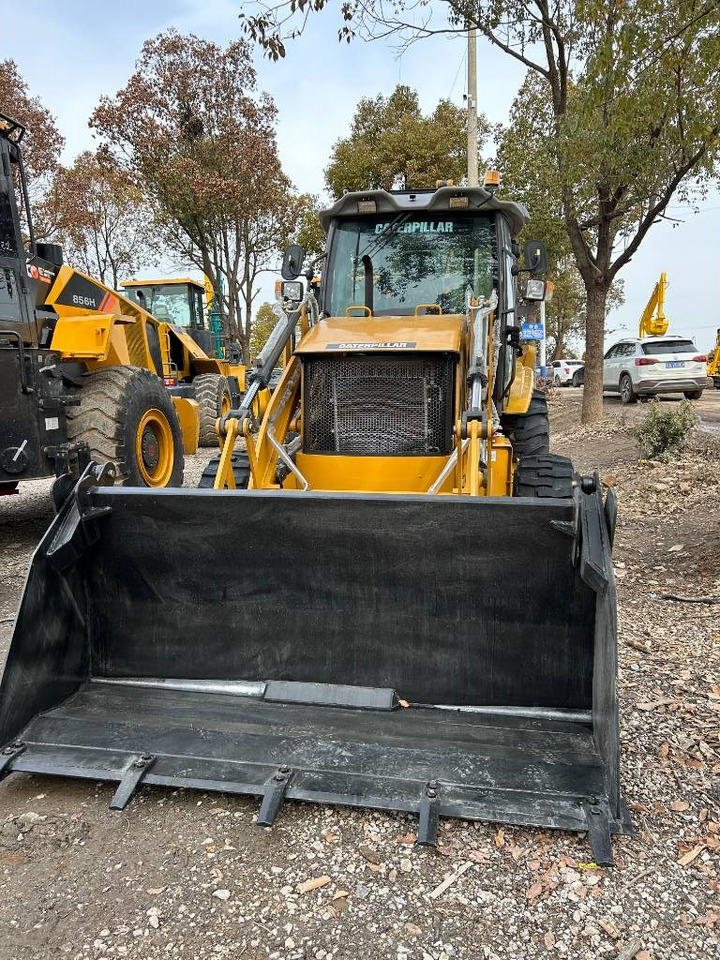 CAT 420F - Kaivuri-trukki: kuva CAT 420F - Kaivuri-trukki CAT 420F - Kaivuri-trukki: kuva CAT 420F - Kaivuri-trukki