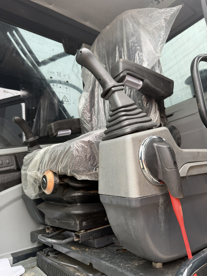 HYUNDAI HX220HD - Telakaivukone: kuva HYUNDAI HX220HD - Telakaivukone HYUNDAI HX220HD - Telakaivukone: kuva HYUNDAI HX220HD - Telakaivukone