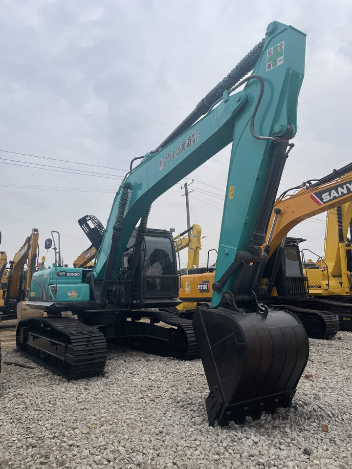 KOBELCO SK200-8 - Telakaivukone: kuva KOBELCO SK200-8 - Telakaivukone KOBELCO SK200-8 - Telakaivukone: kuva KOBELCO SK200-8 - Telakaivukone
