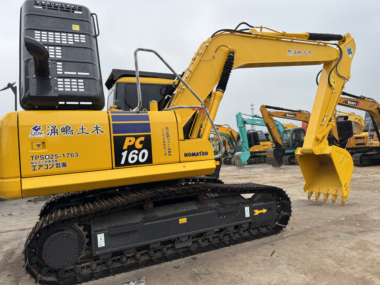 KOMATSU PC160 - Telakaivukone: kuva KOMATSU PC160 - Telakaivukone KOMATSU PC160 - Telakaivukone: kuva KOMATSU PC160 - Telakaivukone
