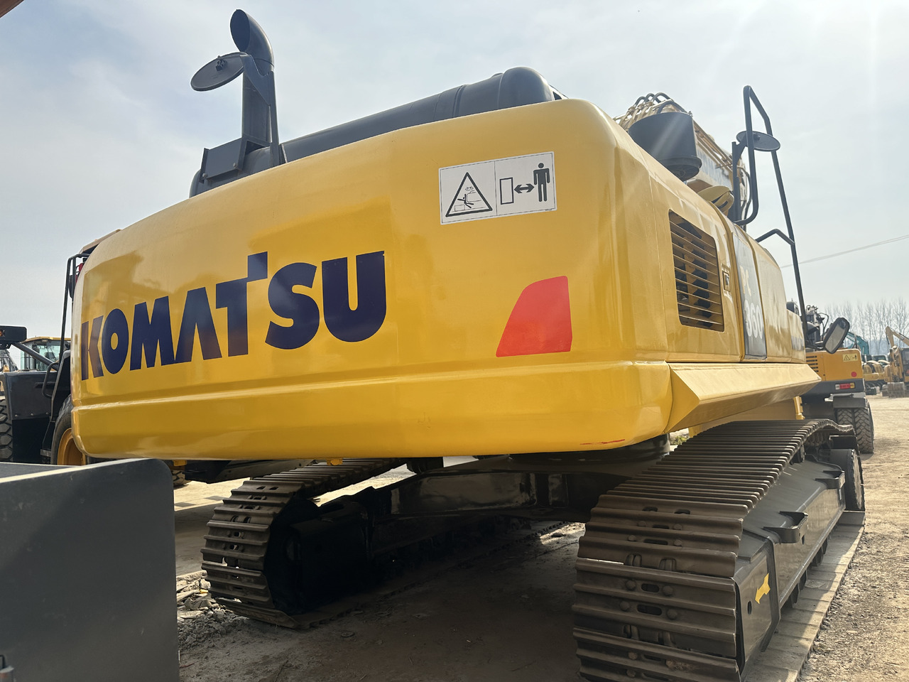 KOMATSU PC360 - Telakaivukone: kuva KOMATSU PC360 - Telakaivukone KOMATSU PC360 - Telakaivukone: kuva KOMATSU PC360 - Telakaivukone