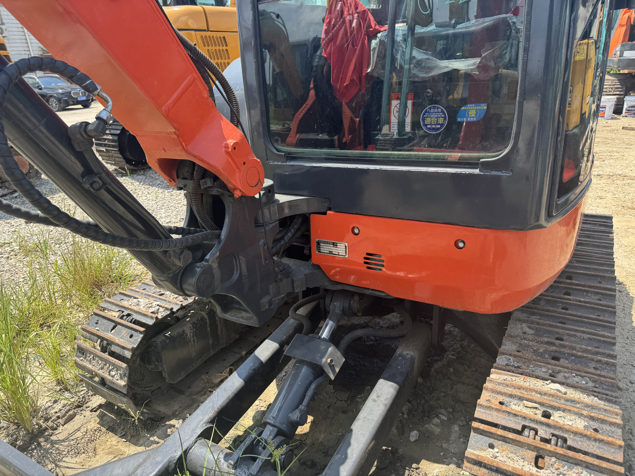 KUBOTA U35-5 - Minikuormaaja: kuva KUBOTA U35-5 - Minikuormaaja KUBOTA U35-5 - Minikuormaaja: kuva KUBOTA U35-5 - Minikuormaaja
