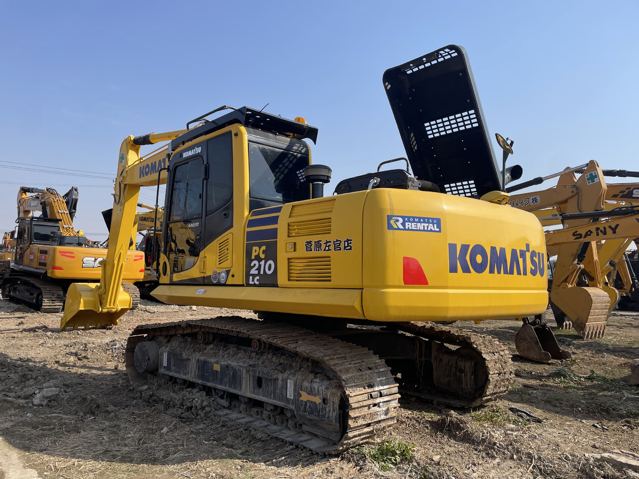 Komatsu PC 210LC - Telakaivukone: kuva Komatsu PC 210LC - Telakaivukone Komatsu PC 210LC - Telakaivukone: kuva Komatsu PC 210LC - Telakaivukone