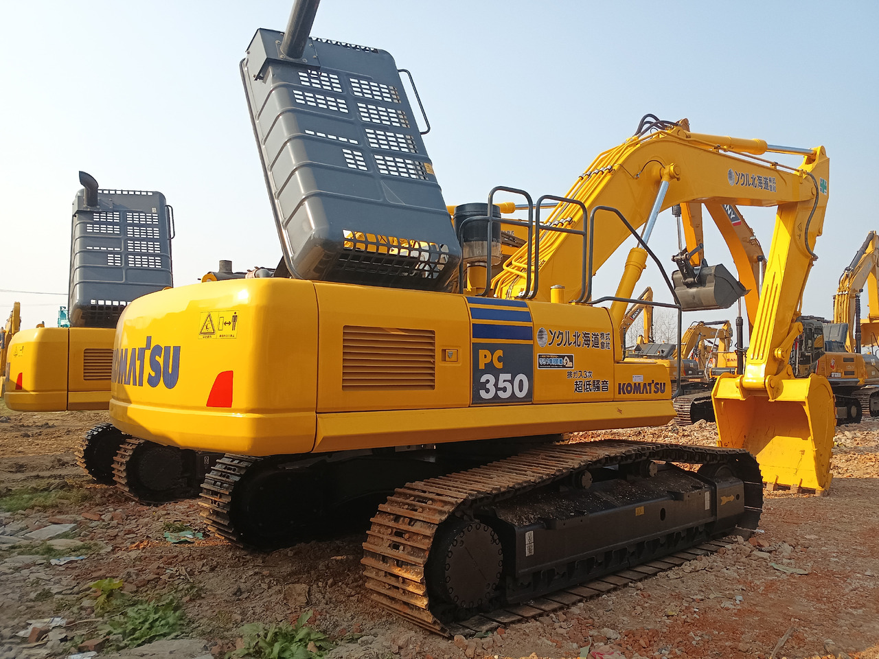 Komatsu PC 350-7 - Telakaivukone: kuva Komatsu PC 350-7 - Telakaivukone Komatsu PC 350-7 - Telakaivukone: kuva Komatsu PC 350-7 - Telakaivukone